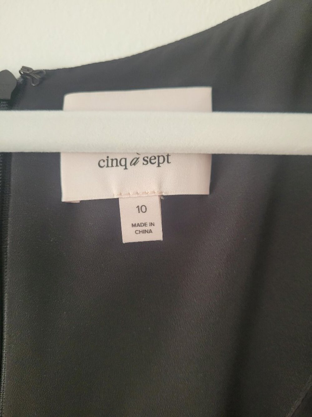 CINQ A SEPT CECIL Black 100% Silk Midi DRESS Flirty Romantic Ruffles Bow Sz 10 - Picture 5 of 10